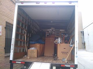 File:Unloading-Truck.jpg